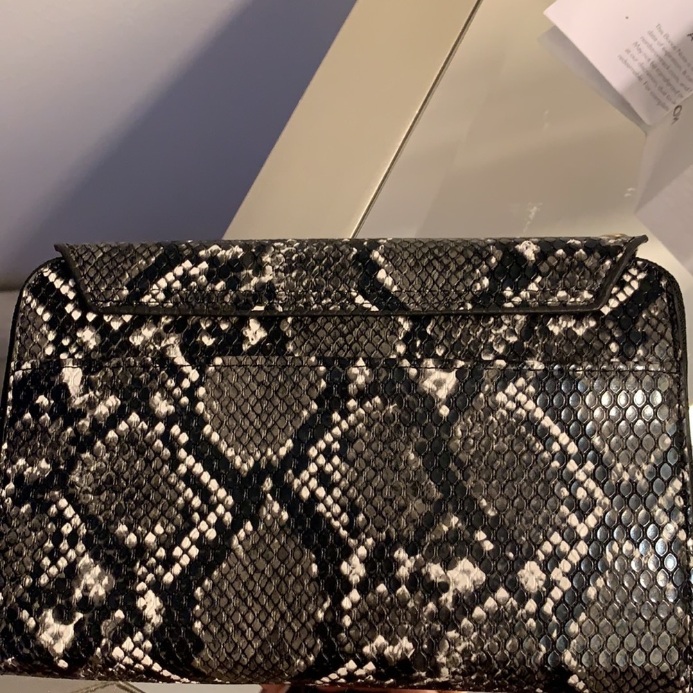 Purse - Picture 7 of 7